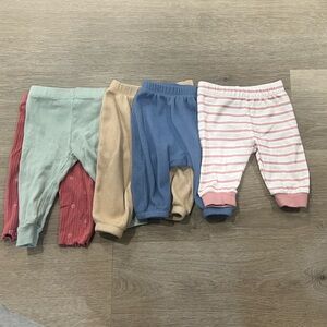 Baby Pants Set - 5pcs ( Old Navy, Petit Ken’s mini threads , Pekkle & Carter’s )